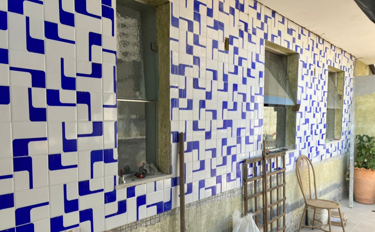 Duas obras ficando prontas