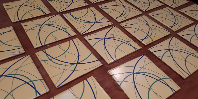 Como aplicar o decalque no azulejo!