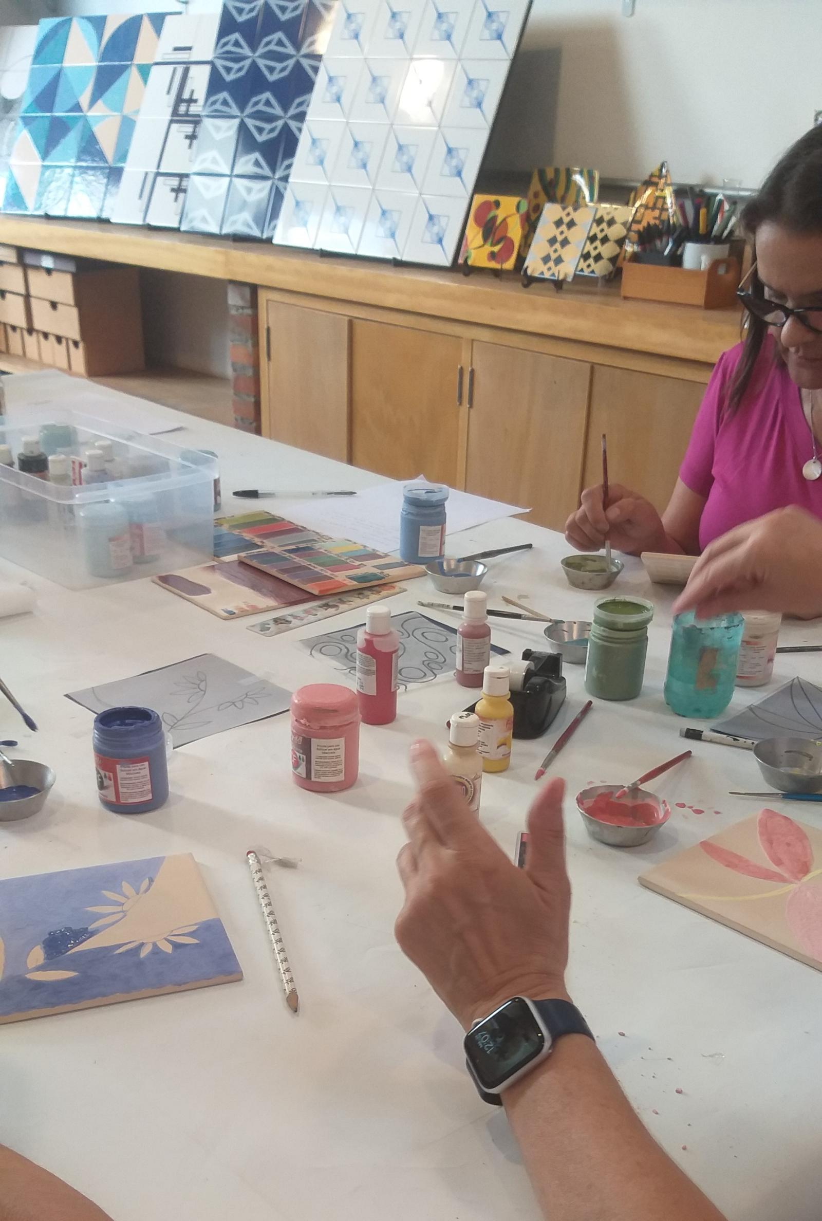 Oficina de Pintura em Azulejo